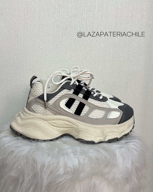 Zapatilla plataforma beige