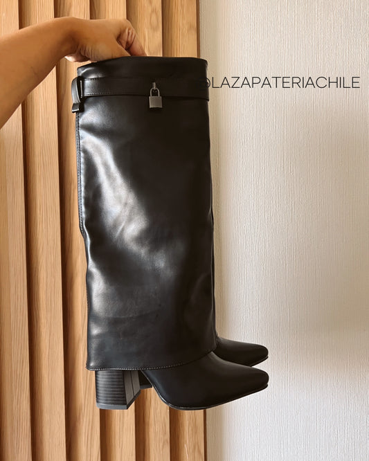 Bota givench black
